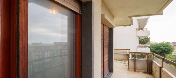 10-salle Appartement à Salerno, Italy No. 94463 30