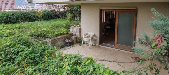 10-salle Appartement à Salerno, Italy No. 94463 16