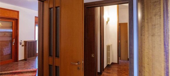 10-salle Appartement à Salerno, Italy No. 94463 37