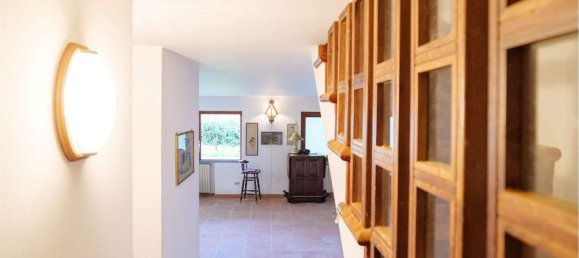 10-salle Appartement à Salerno, Italy No. 94463 10