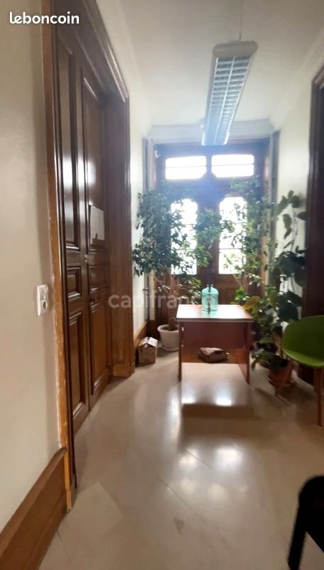 12 bedrooms House in Vitry-le-Francois, France No. 248952