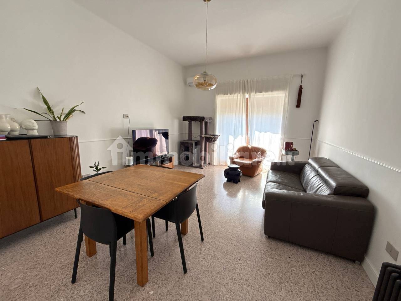 Квартира с 2 спальнями в Лечче, Италия № 14267