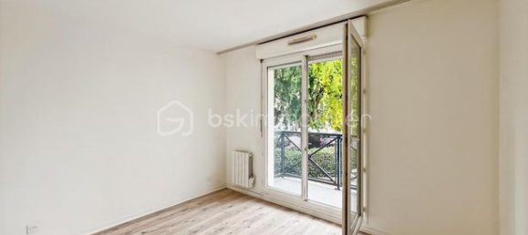 2 Schlafzimmer Wohnung in Limeil-Brevannes, France, Nr. 282254 11
