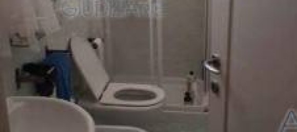 2 bedrooms Apartment in Ravenna, Italy No. 93587 4