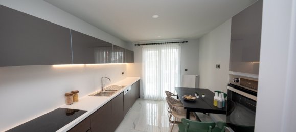 Apartment 3+1 in Istanbul, Turkey No. 25107 9