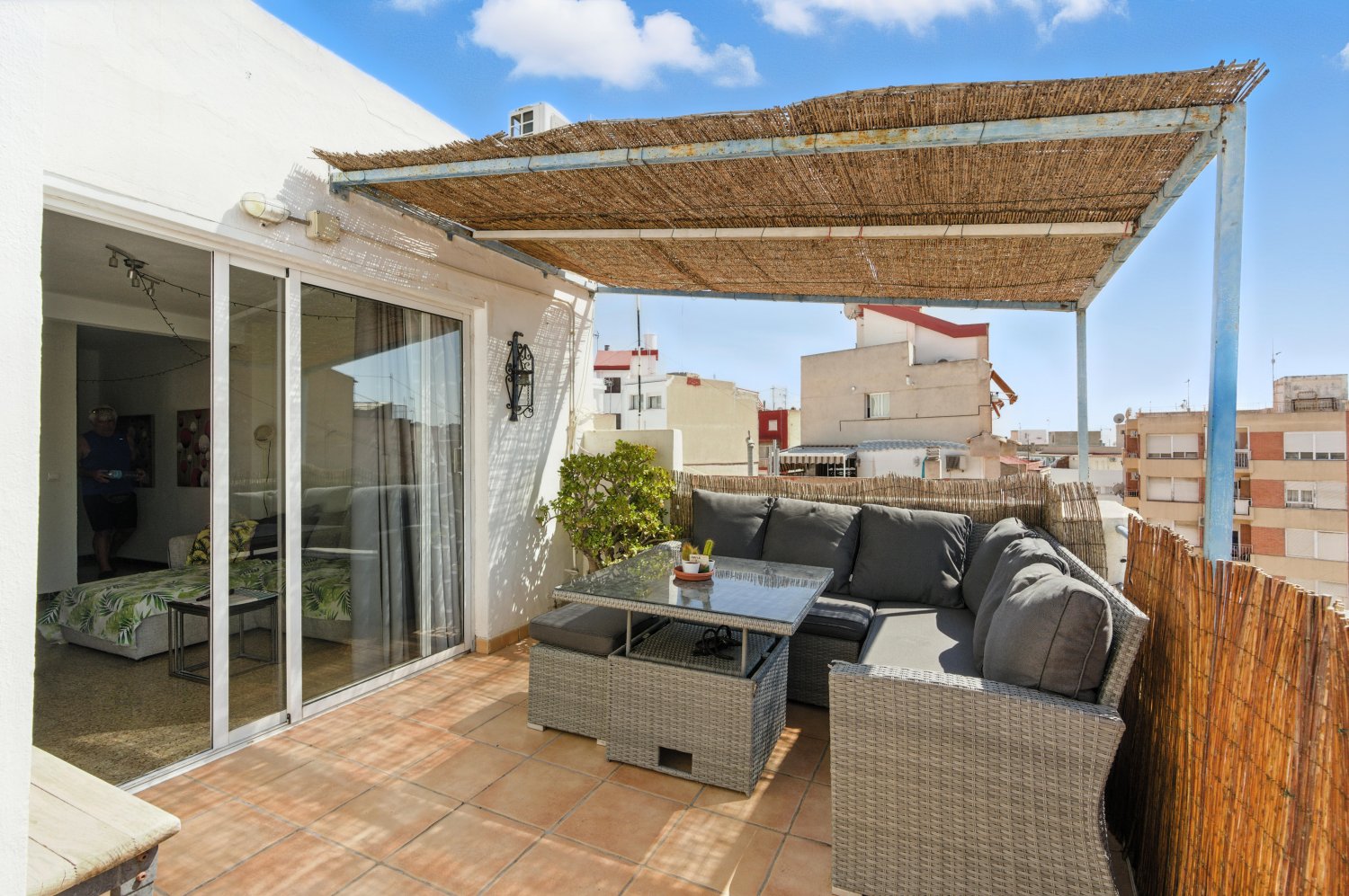 2 Schlafzimmer Penthouse in Alicante, Spain, Nr. 141380