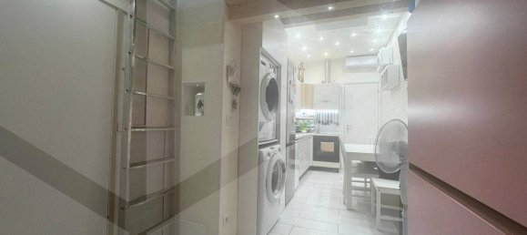 1 bedroom Apartment in Bari, Italy No. 28731 2