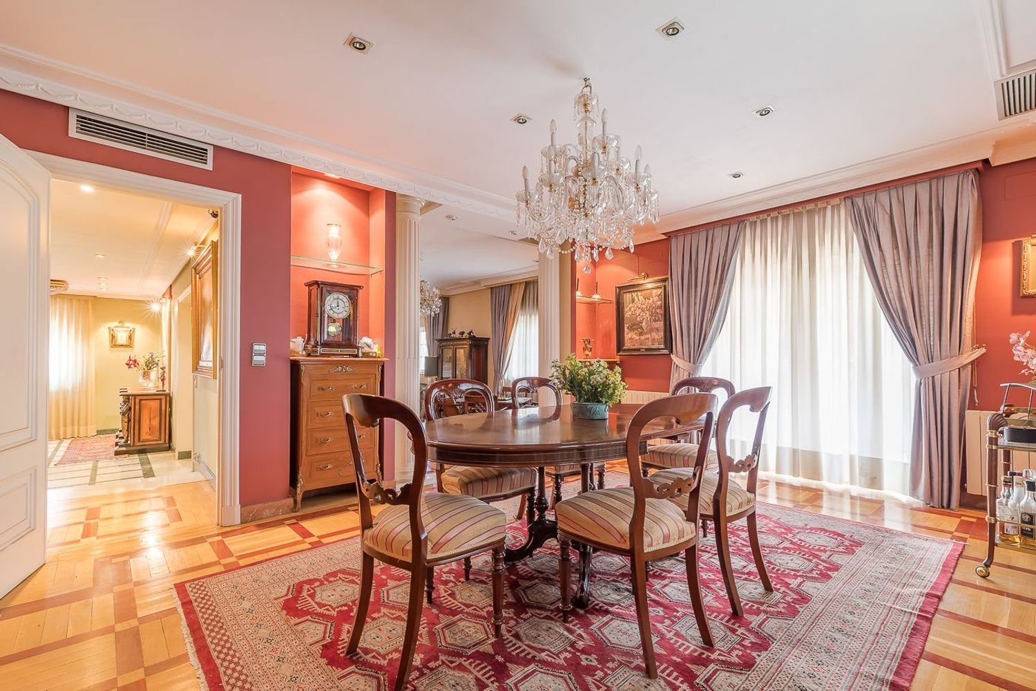 5 Schlafzimmer Haus in Pozuelo de Alarcon, Spain, Nr. 95464