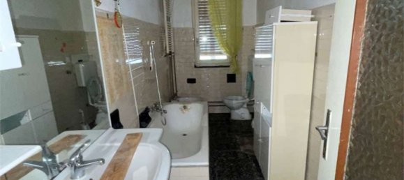 5 غرف نوم منزل في Garlasco, Italy رقم 329101 11