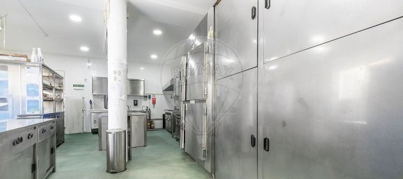 4 bedrooms House in Palmela, Portugal No. 130142 31