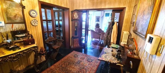 7 rooms Apartment in Livorno, Italy No. 103706 7