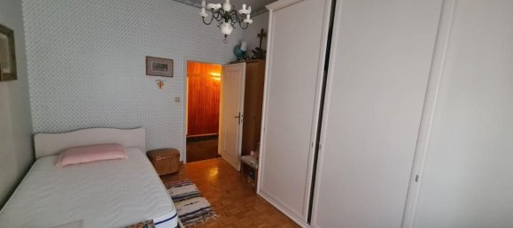 7 rooms Apartment in Livorno, Italy No. 103706 26