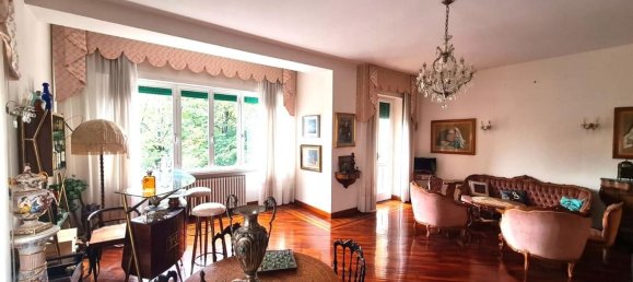 7 rooms Apartment in Livorno, Italy No. 103706 4
