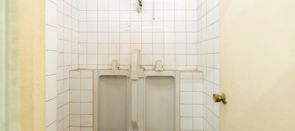 160m² Commercial property in Granada, Spain No. 22407 22