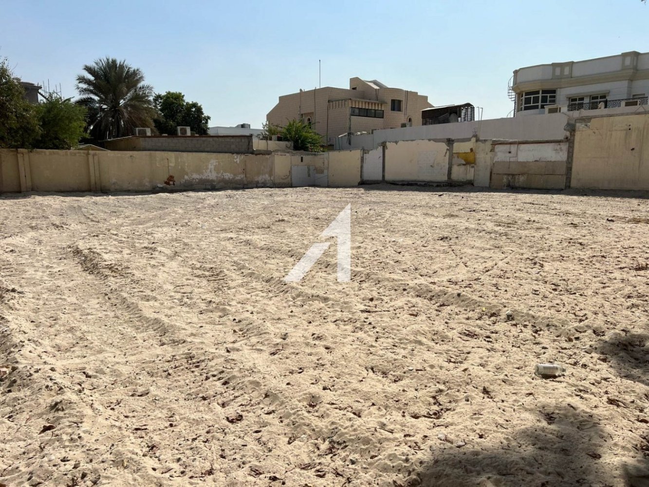 Terreno em Dubai, UAE 929 m² N.º 110073