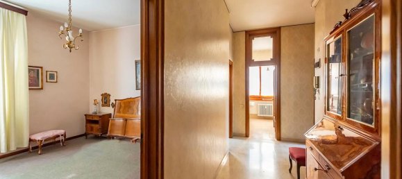 Apartamento de 5 divisões em Seregno, Italy N.º 8656 12