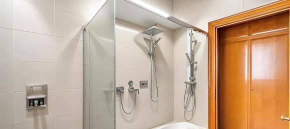 Apartamento de 5 divisões em Seregno, Italy N.º 8656 48