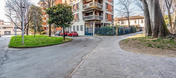 Apartamento de 5 divisões em Seregno, Italy N.º 8656 37