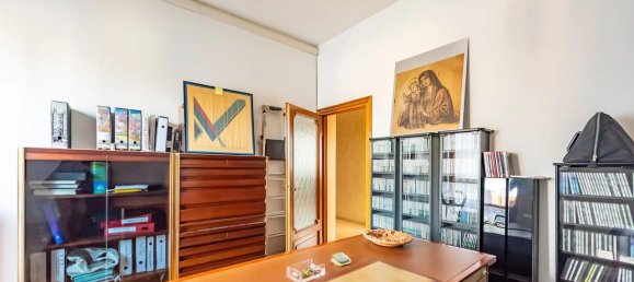 Apartamento de 5 divisões em Seregno, Italy N.º 8656 23