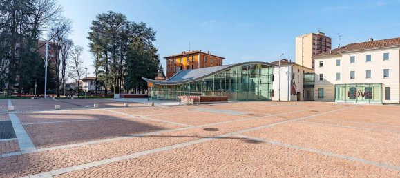 Apartamento de 5 divisões em Seregno, Italy N.º 8656 38