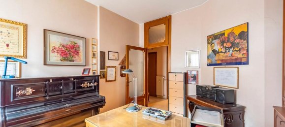 Apartamento de 5 divisões em Seregno, Italy N.º 8656 15