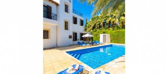 Вилла с 4 спальнями в Полис, Кипр № 82646 9