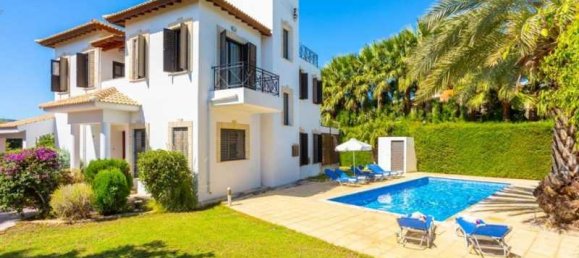 Вилла с 4 спальнями в Полис, Кипр № 82646 5