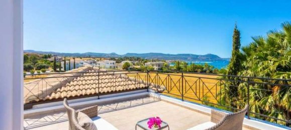 Вилла с 4 спальнями в Полис, Кипр № 82646 7