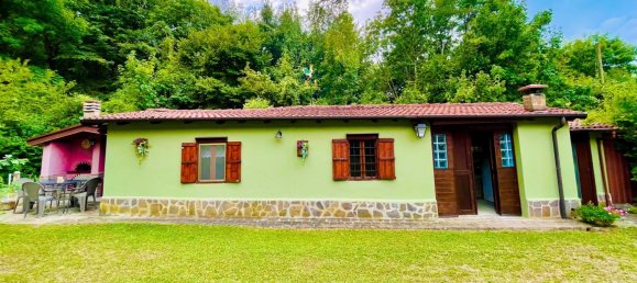 5 rooms Villa in Corte Brugnatella, Italy No. 269729 10