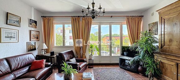 4 bedrooms House in Antony, France No. 118675 2