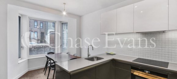 3 chambres Maison à London, United Kingdom No. 4385 2