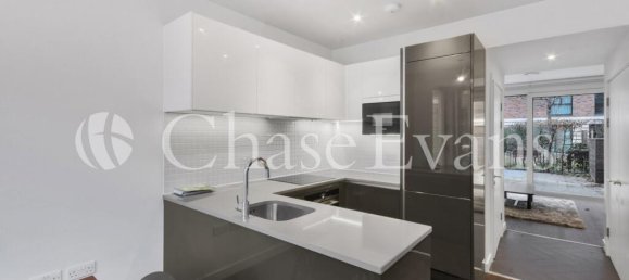 3 chambres Maison à London, United Kingdom No. 4385 3