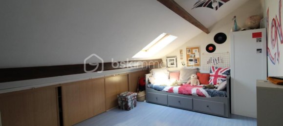 Casa de 4 dormitorios en Brie-Comte-Robert, France No. 325445 5