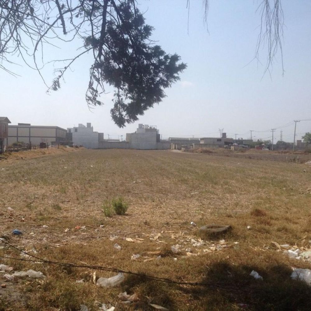 Terrain à Mexico No. 204844