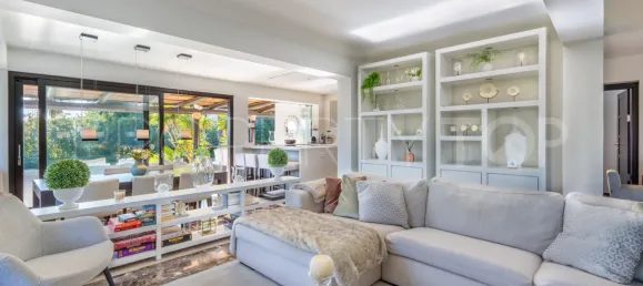 4 bedrooms Villa in Marbella, Spain No. 187720 34