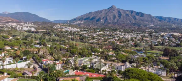 4 bedrooms Villa in Marbella, Spain No. 187720 22