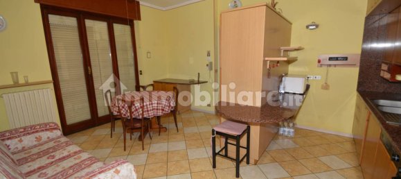 Villa de 5 dormitorios en Castelnuovo Don Bosco, Italy No. 158573 15