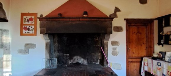 Дом с 9 комнатами в Кастильон Фибокки, Италия № 111411 24