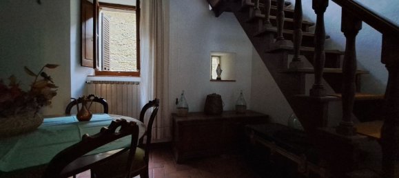 Дом с 9 комнатами в Кастильон Фибокки, Италия № 111411 17