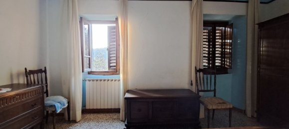 Дом с 9 комнатами в Кастильон Фибокки, Италия № 111411 11