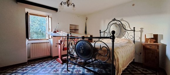 Дом с 9 комнатами в Кастильон Фибокки, Италия № 111411 16