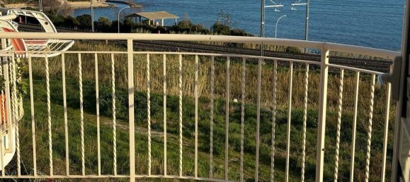 Apartamento de 2 habitaciónes en Civitavecchia, Italy No. 169173 6