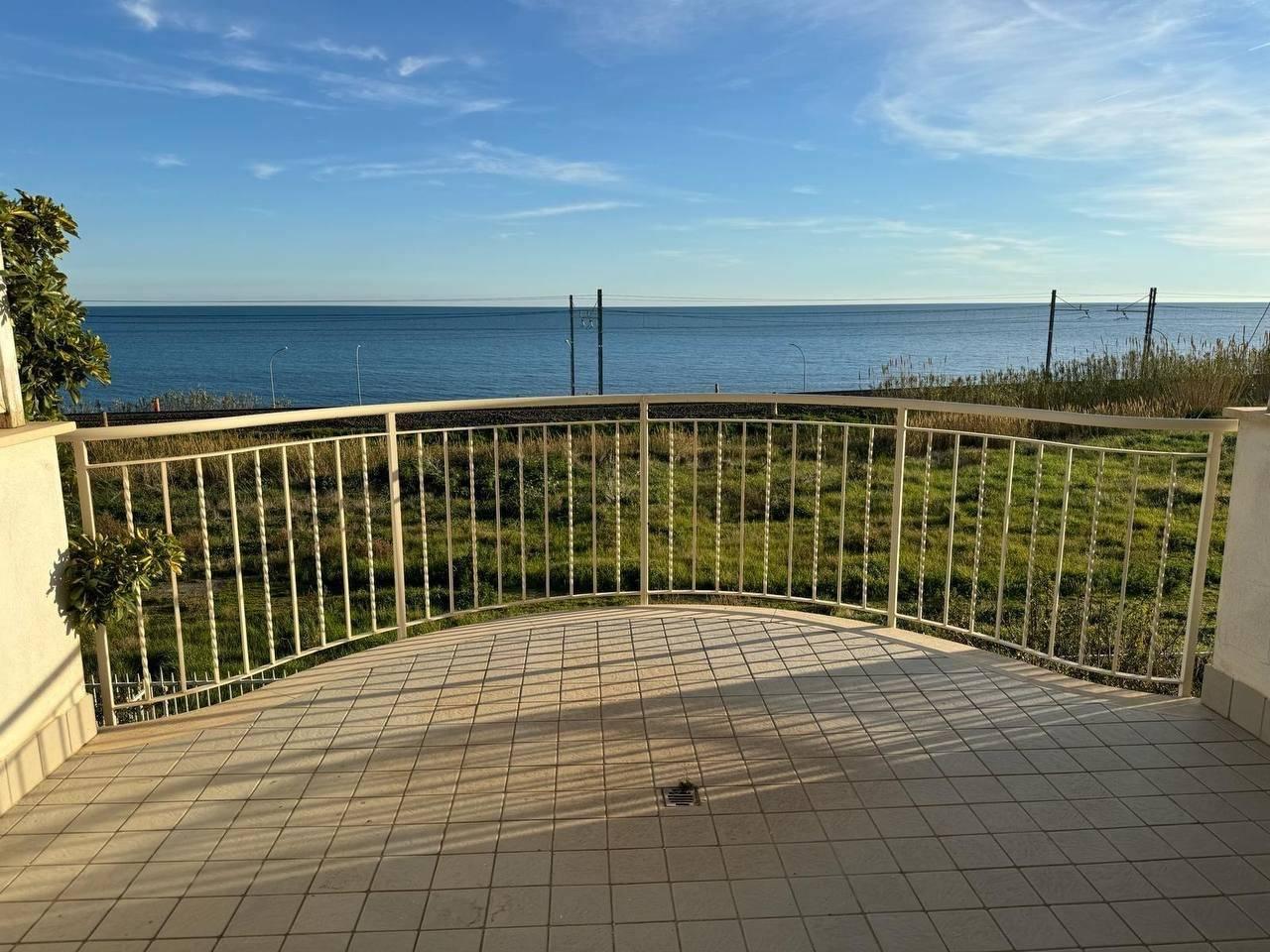 Apartamento de 2 habitaciónes en Civitavecchia, Italy No. 169173