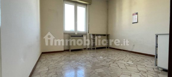 Apartamento de 2 dormitorios en Brescia, Italy No. 261020 19