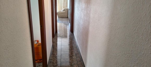 Apartamento de 5 dormitorios en Sant Boi de Llobregat, Spain No. 171059 17
