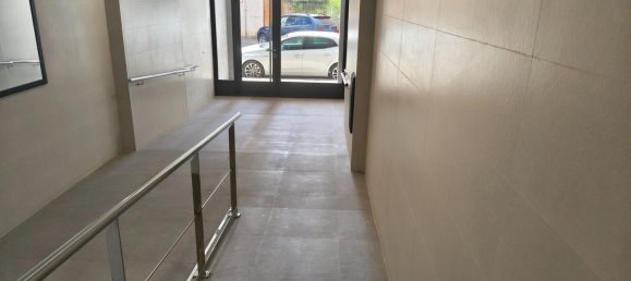 Apartamento de 5 dormitorios en Sant Boi de Llobregat, Spain No. 171059 20