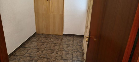 Apartamento de 5 dormitorios en Sant Boi de Llobregat, Spain No. 171059 15