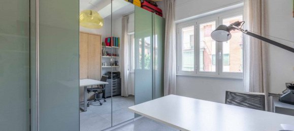 Квартира с 2 спальнями в Милан, Италия № 374063 13