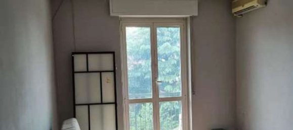 Квартира с 2 комнатами в Чинизелло Бальсамо, Италия № 5716 3