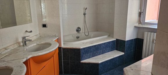 4 غرف نوم شقة في Saronno, Italy رقم 361258 23